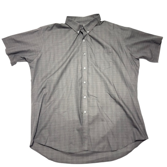 Van Heusen Checkered Button-Up Short Sleeve Shirt 2XL Preowned Great Condition - Picture 1 of 11